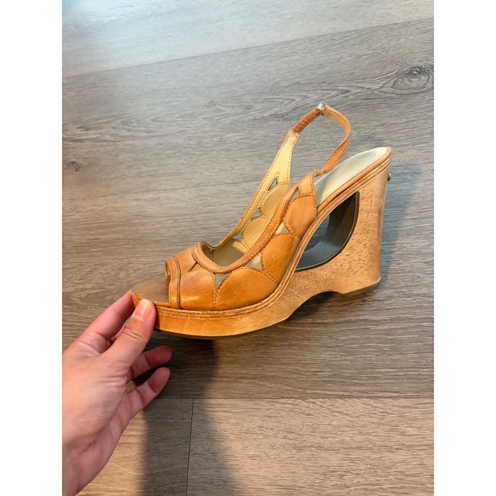 Michael Kors Vintage Y2K Tan Leather Cutout Wooden Wedge Sandals 9M Platform